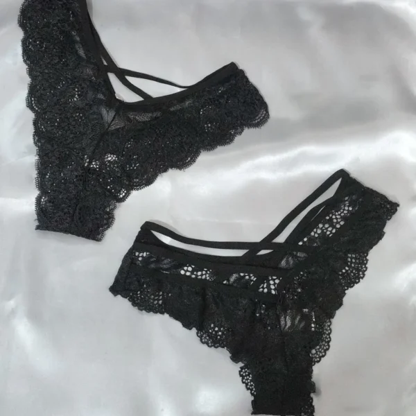 CALCINHA PAIXÃO RENDA C/ STRAPPY