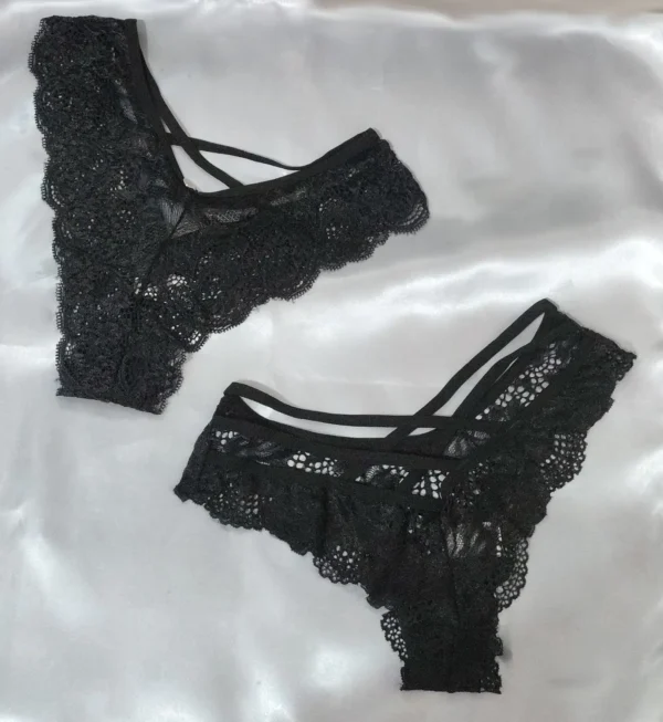 CALCINHA PAIXÃO RENDA C/ STRAPPY